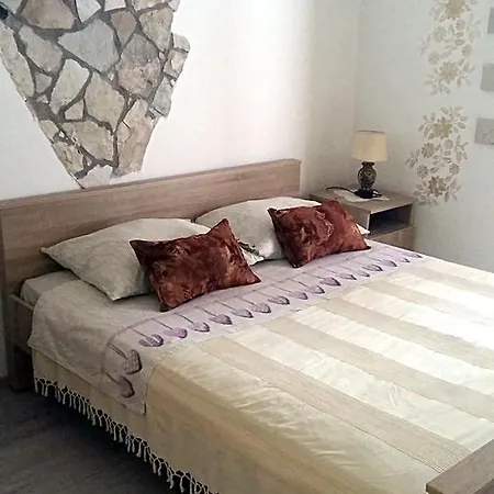 Rusnjak * Novigrad Istria